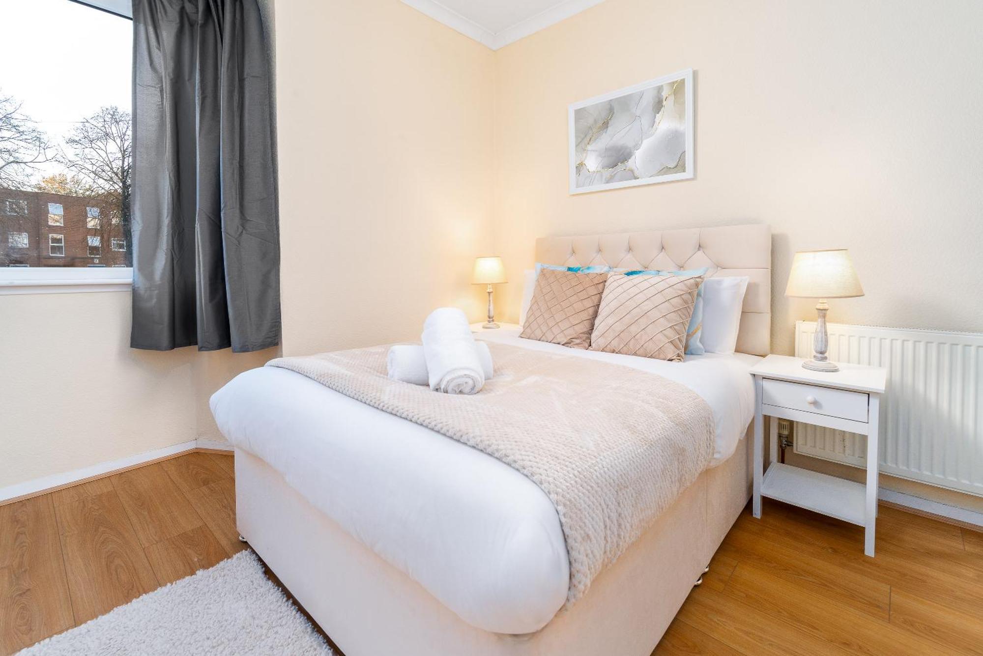 Luxury 3 Bedroom House - Harborne - Parking - Garden - Wifi & Netflix 122G バーミンガム エクステリア 写真