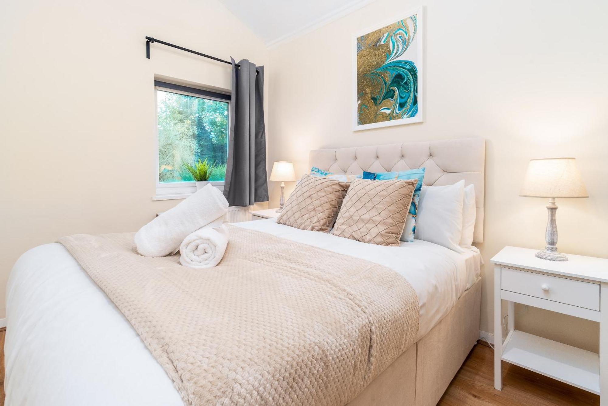 Luxury 3 Bedroom House - Harborne - Parking - Garden - Wifi & Netflix 122G バーミンガム エクステリア 写真